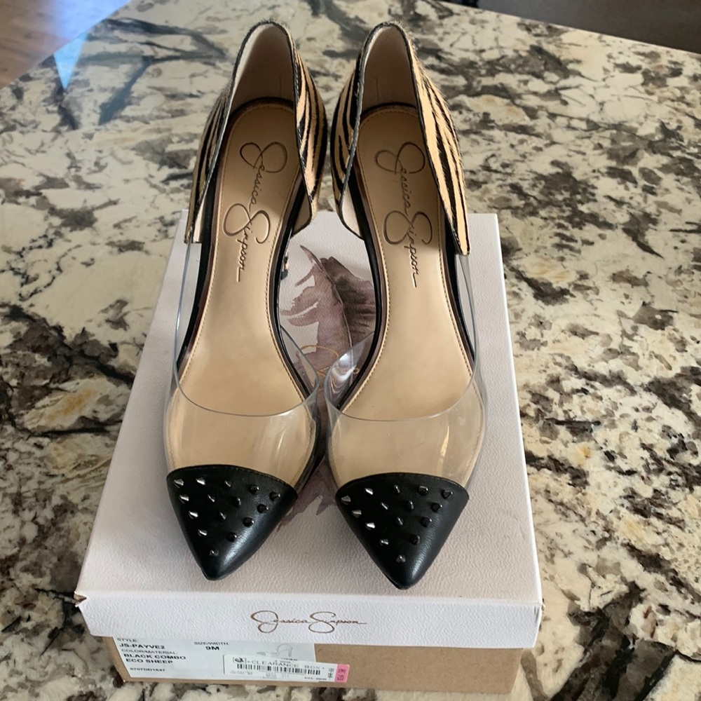 Jessica Simpson Pumps